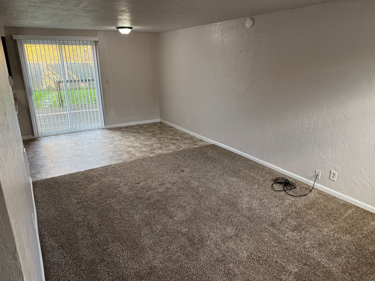 620 West Quinalt Street - Photo 3 of 22