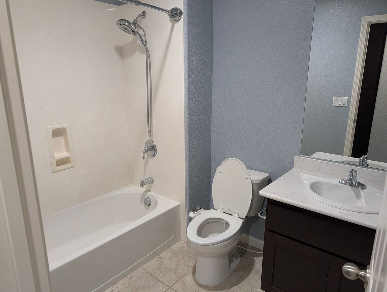 2732 Soho Lane - Photo 4 of 4