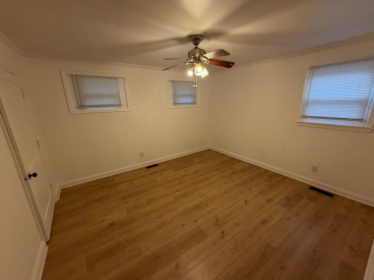 1004 Moore Street - Photo 6 of 14