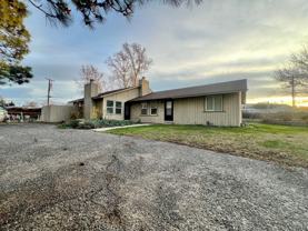 500/502 Conway Pl* - Photo 1 of 1
