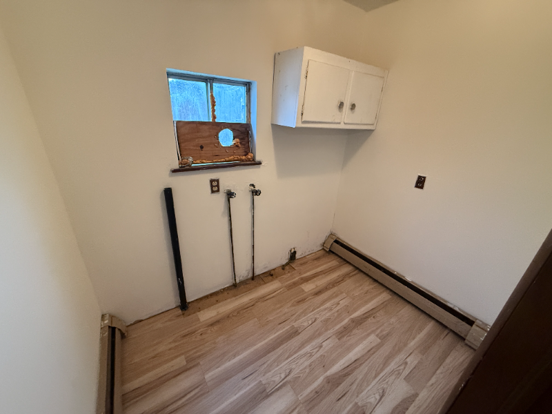 949 West Pike Street - Photo 4 of 9