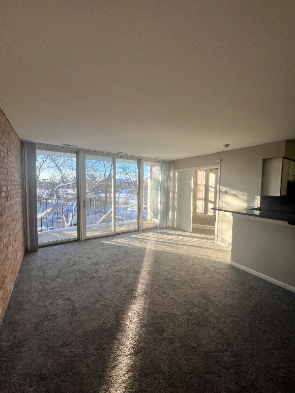 5550 Abbey Dr #4D - Photo 6 of 17