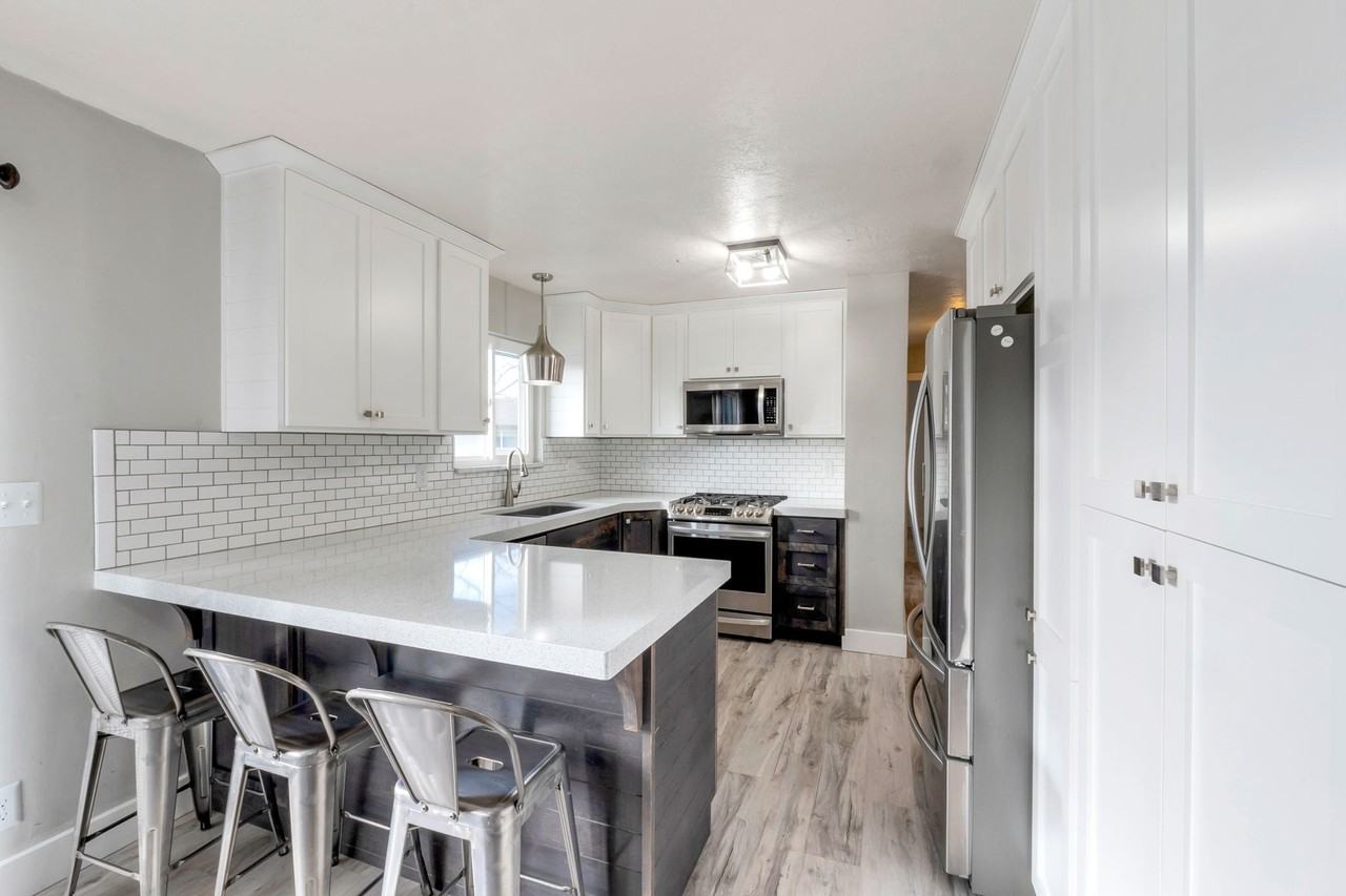 1011 West 600 South #1 - Photo 3 of 18