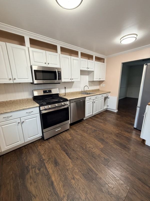 9504 Covington Place - Photo 3 of 20