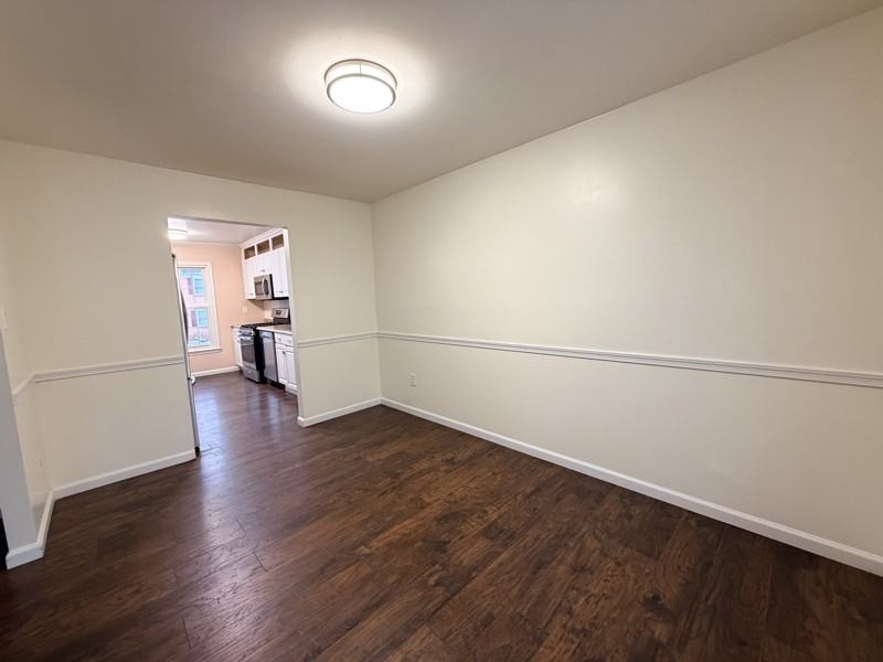 9504 Covington Place - Photo 4 of 20