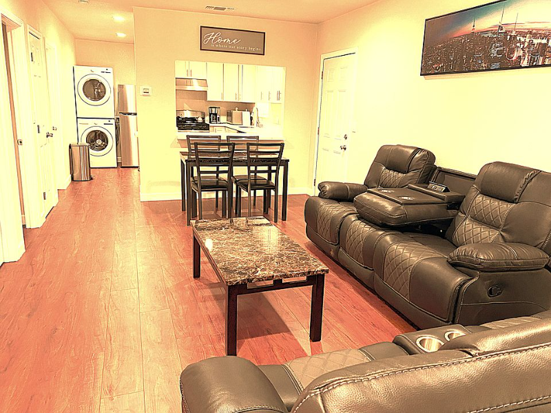 2957 43rd St - Photo 3 of 8