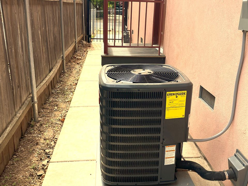 2957 43rd St - Photo 6 of 8