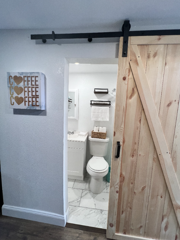 3027 W Cordelia St - Photo 5 of 12