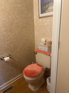 252 Douglas Street - Photo 4 of 16