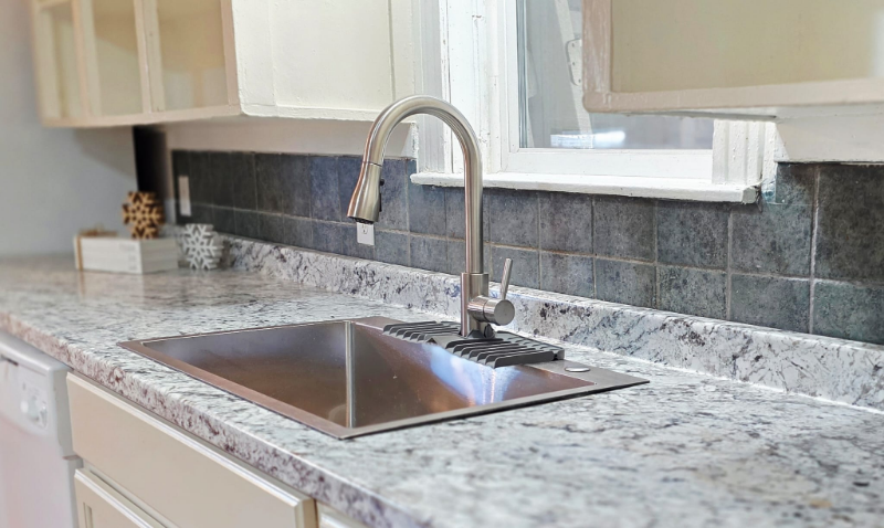 108 W 27th St - Photo 5 of 10