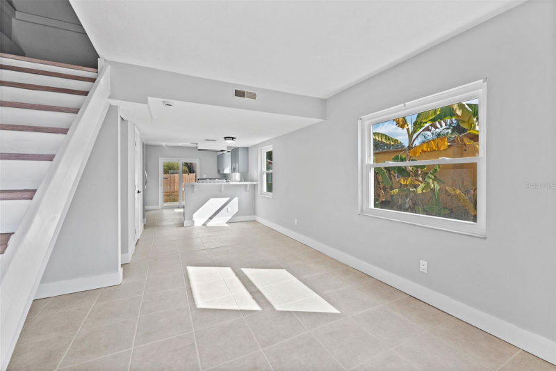 8737 North Tangerine Place - Photo 2 of 20