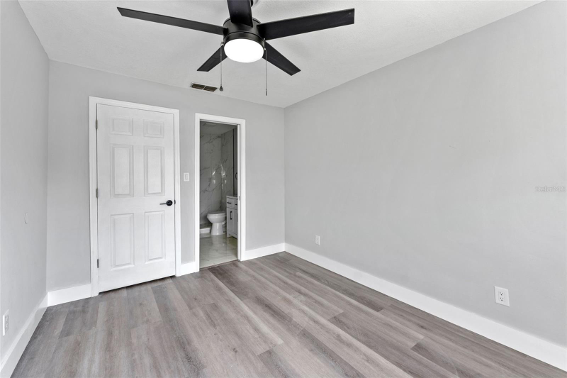 8737 North Tangerine Place - Photo 5 of 20