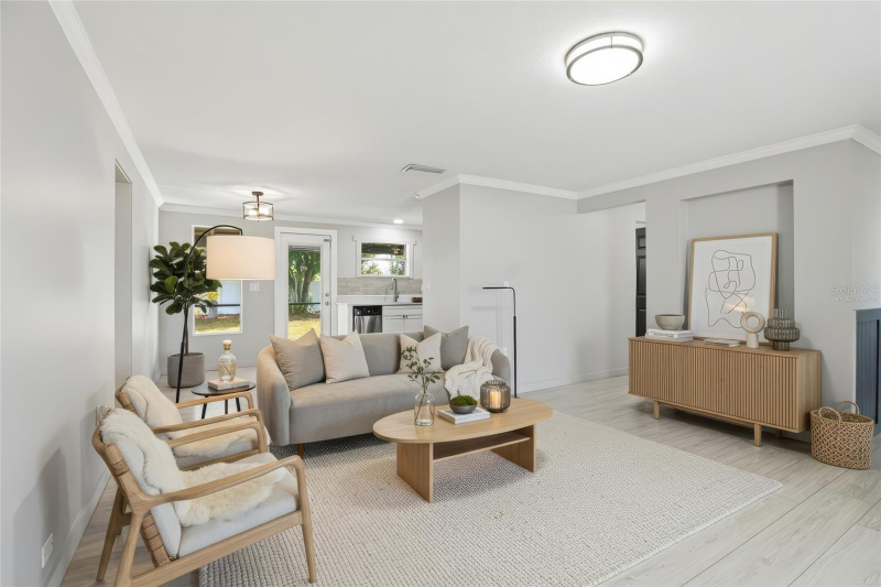 3120 Mercer Road - Photo 2 of 18