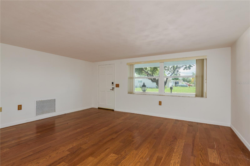 3547 Morley Drive - Photo 2 of 20