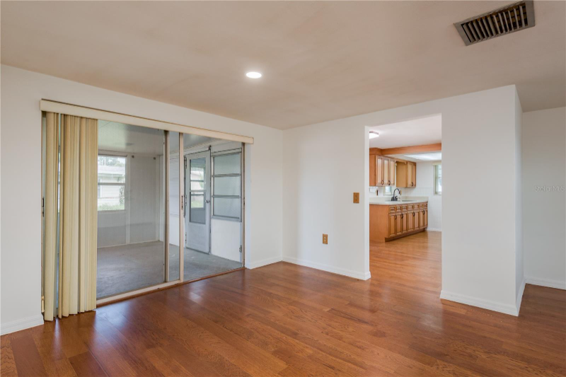 3547 Morley Drive - Photo 4 of 20