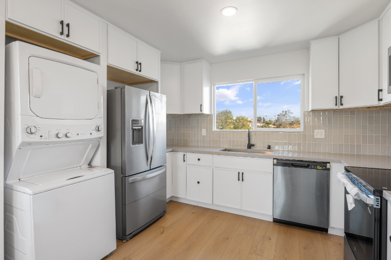 3728 Acacia St - Photo 5 of 21