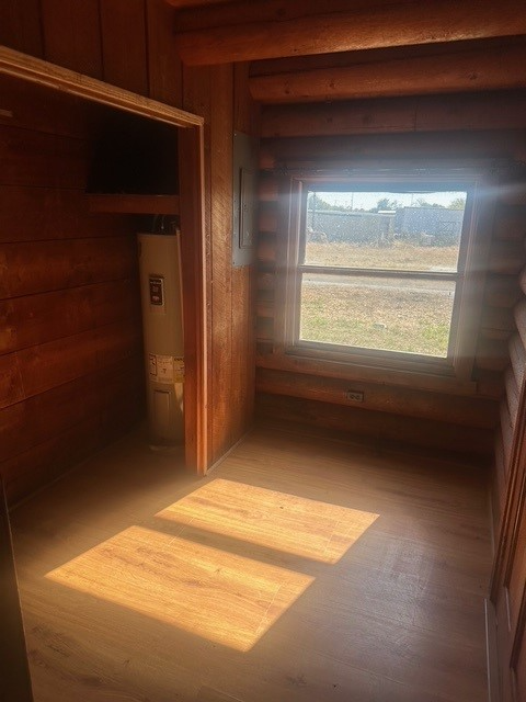 13721 Old China Spring Rd - Photo 3 of 14