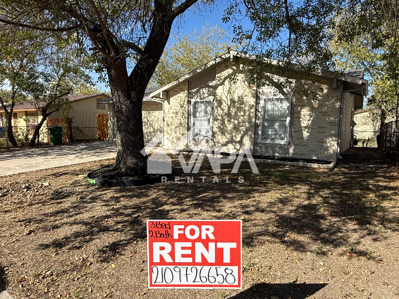 5331 Beryl Cove - Photo 2 of 12