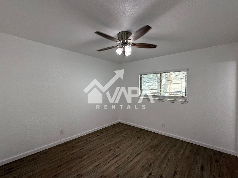 5331 Beryl Cove - Photo 6 of 12