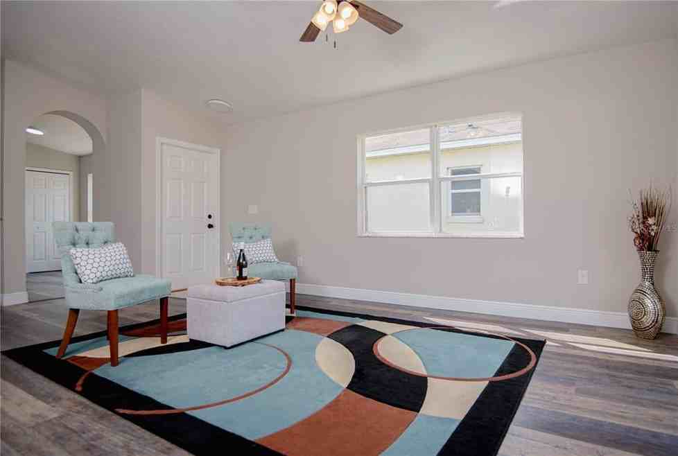 8002 Carriage Pointe Drive #NA - Photo 7 of 29