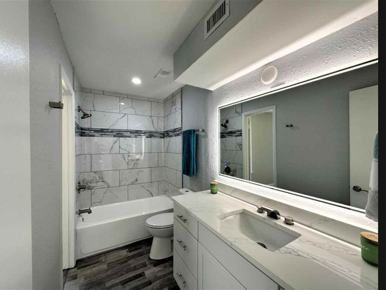 3525 Sabal Palm Lane #F - Photo 3 of 19