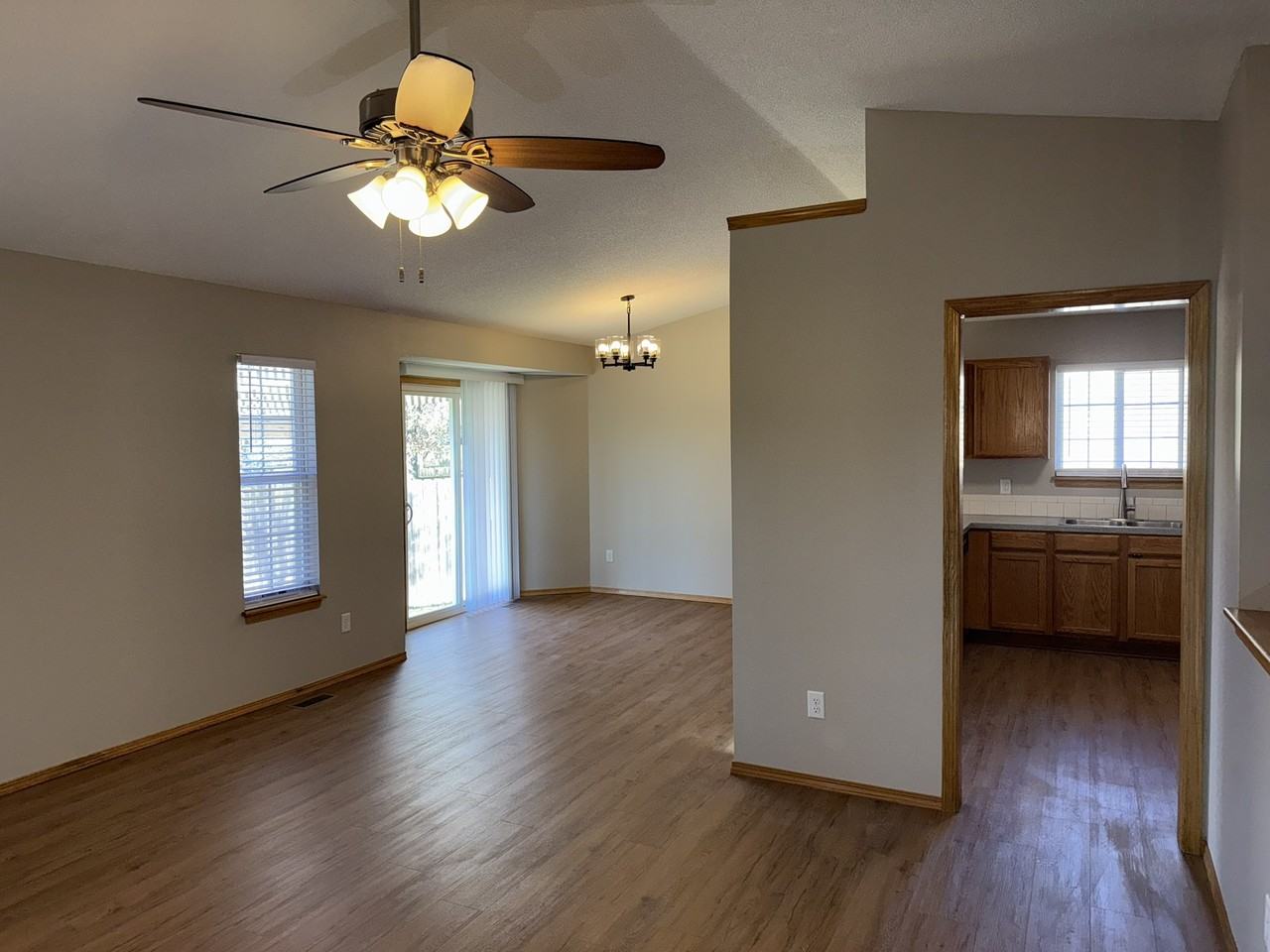 1817 N Pine Grove St #NA - Photo 3 of 21