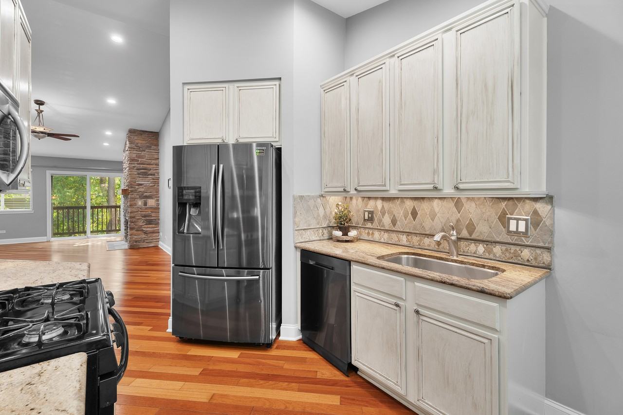 53 Samuel Drive #NA - Photo 6 of 19