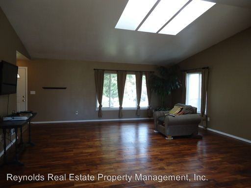 8046 Fairview Rd SW - Photo 2 of 16