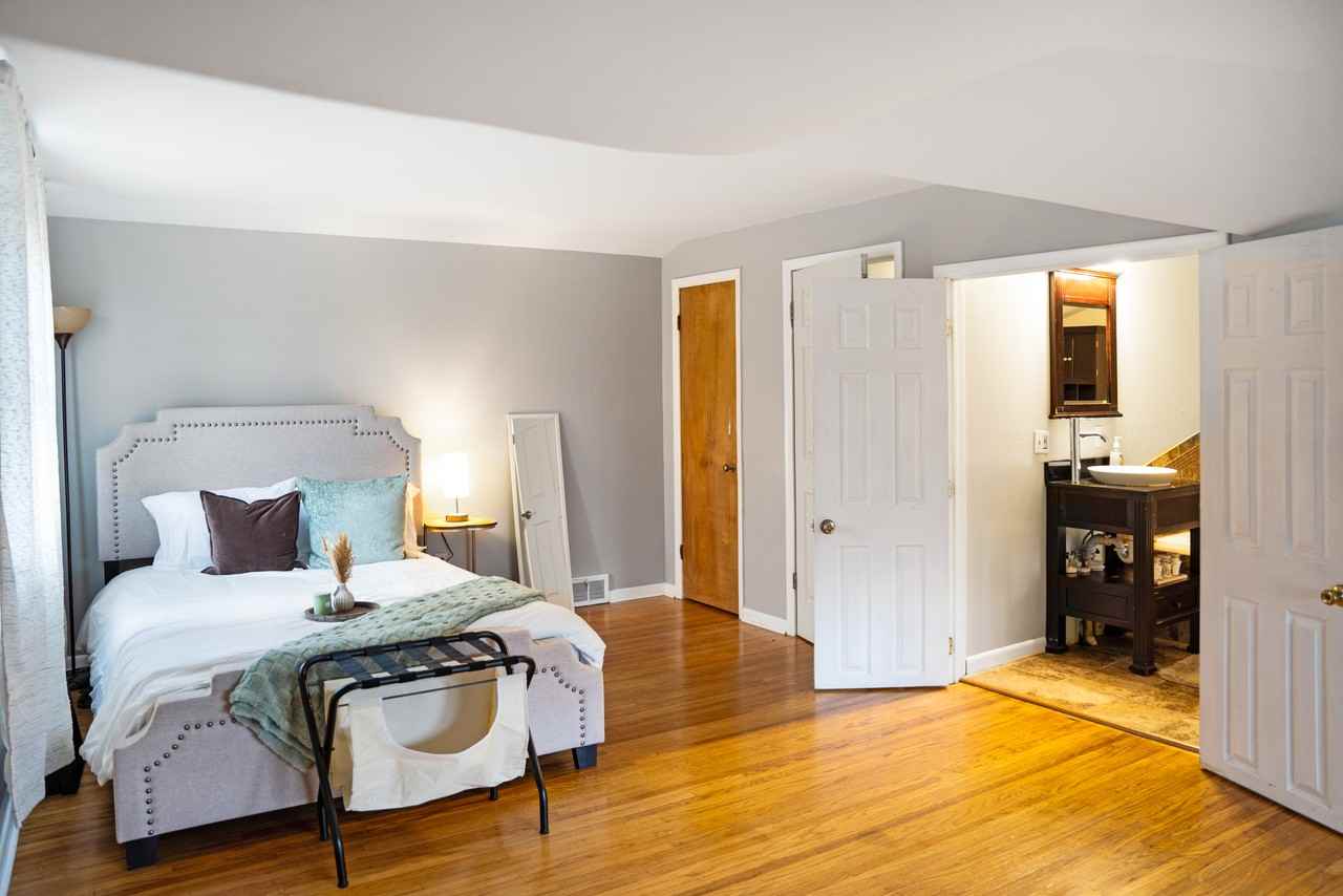 193 Thistle Lea #NA - Photo 3 of 10