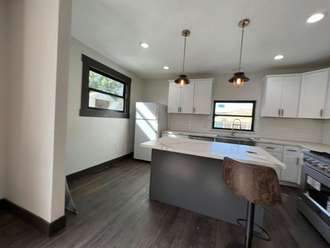 345 North Van Ness Avenue, Unit A - Downstairs - Photo 7 of 15