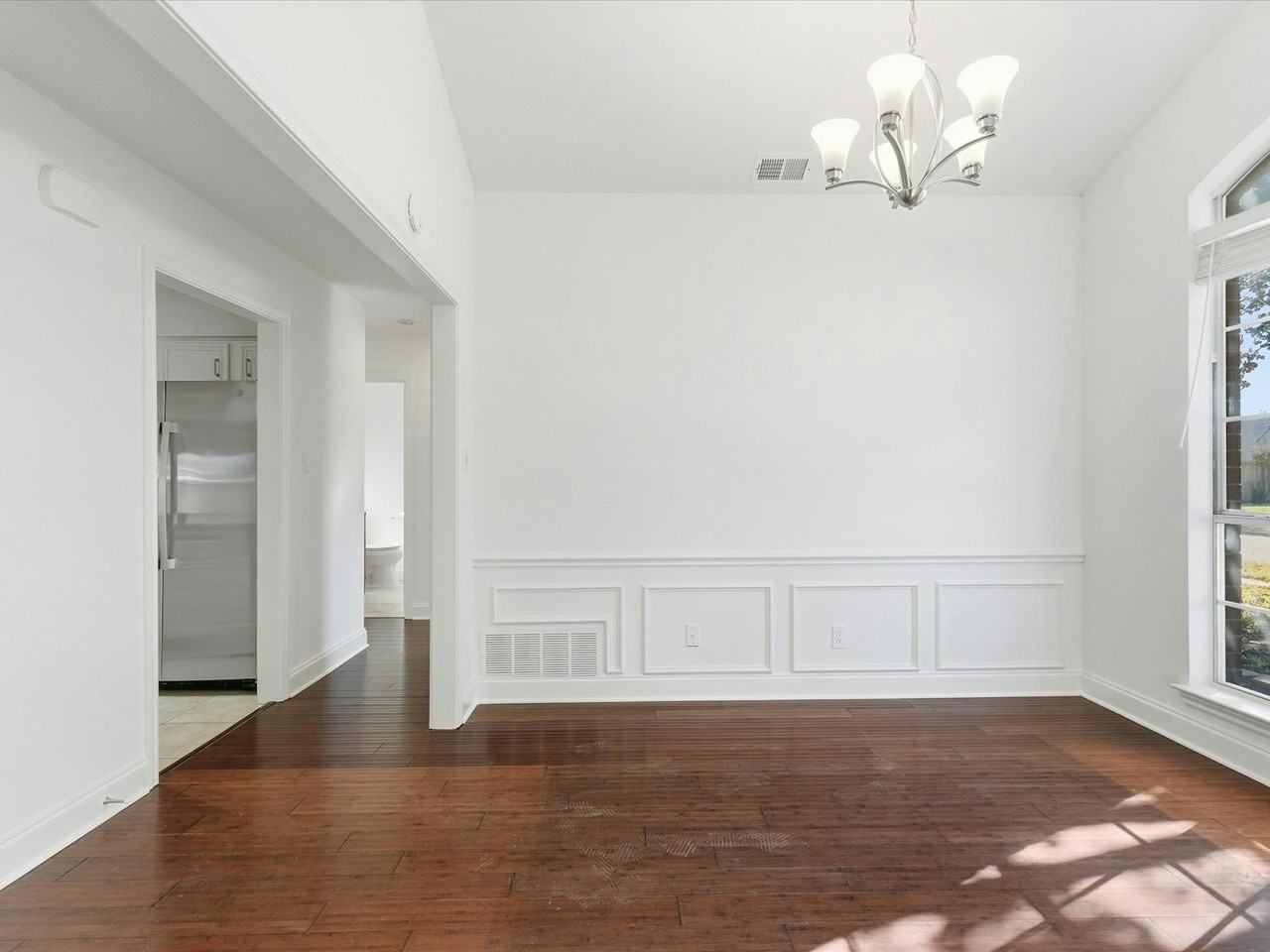 8430 Cripple Creek Drive - Photo 5 of 26