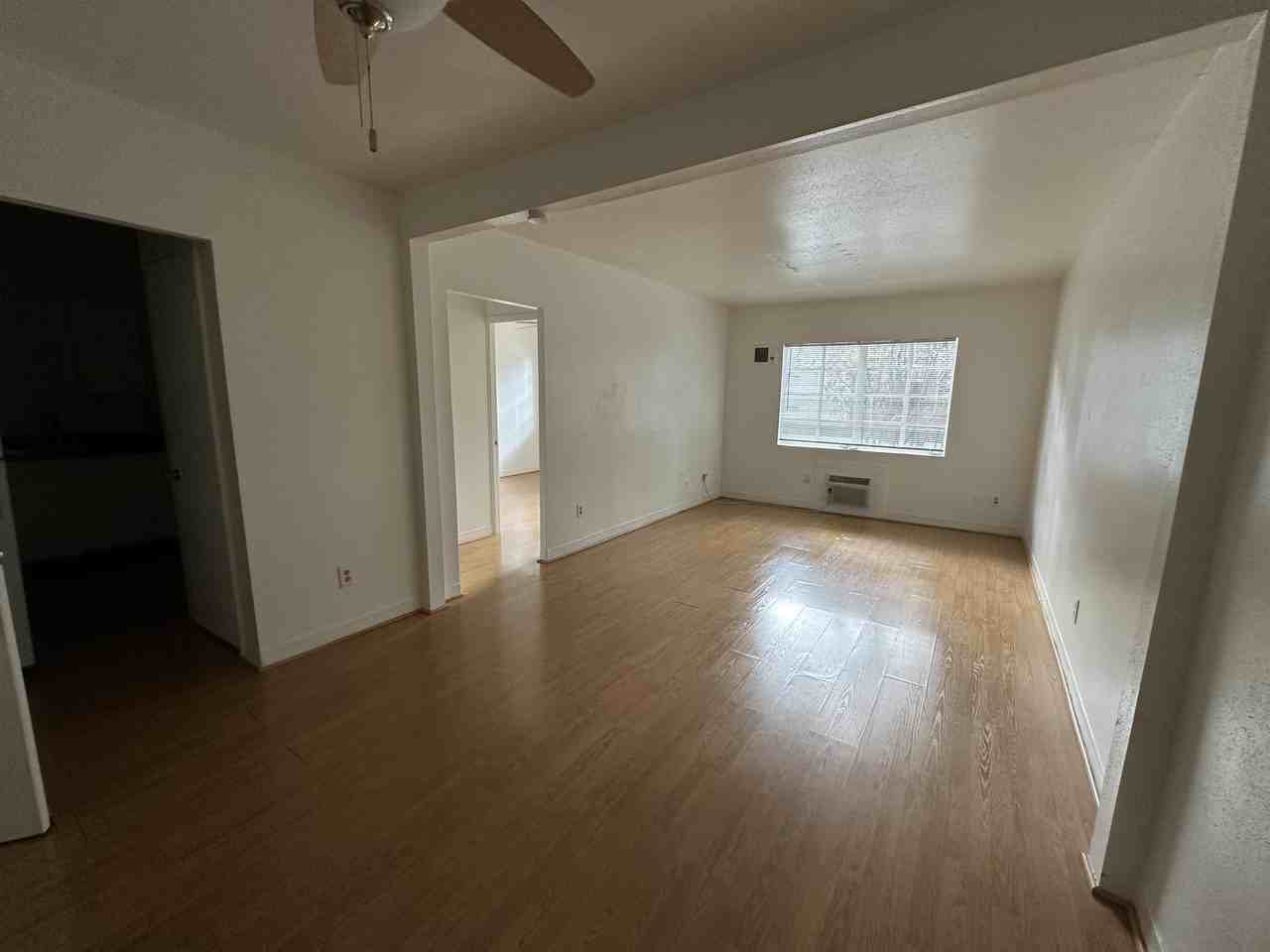 Jackson (5603) - Photo 3 of 13