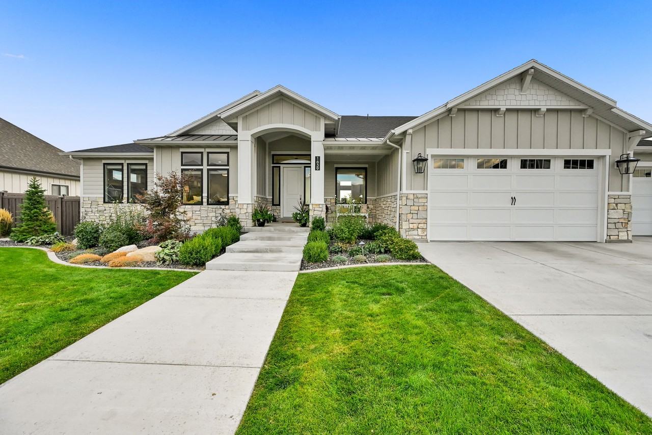 1639 West 3040 North #1