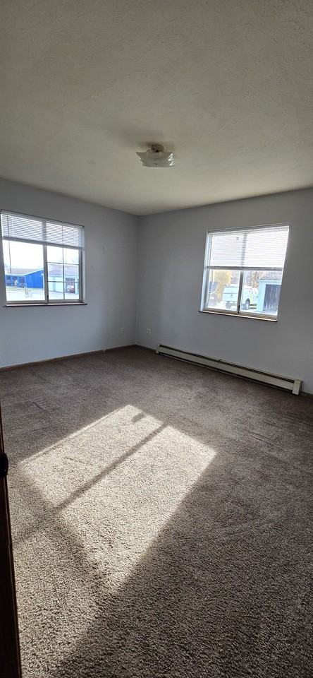 1036 Abbey Court - Photo 6 of 9