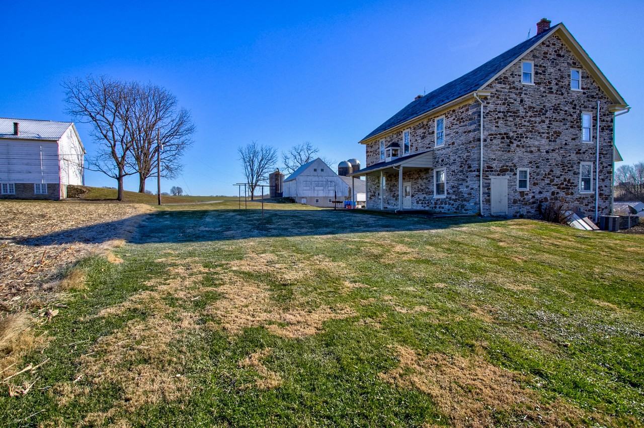 796 Long Lane #1 - Photo 4 of 43