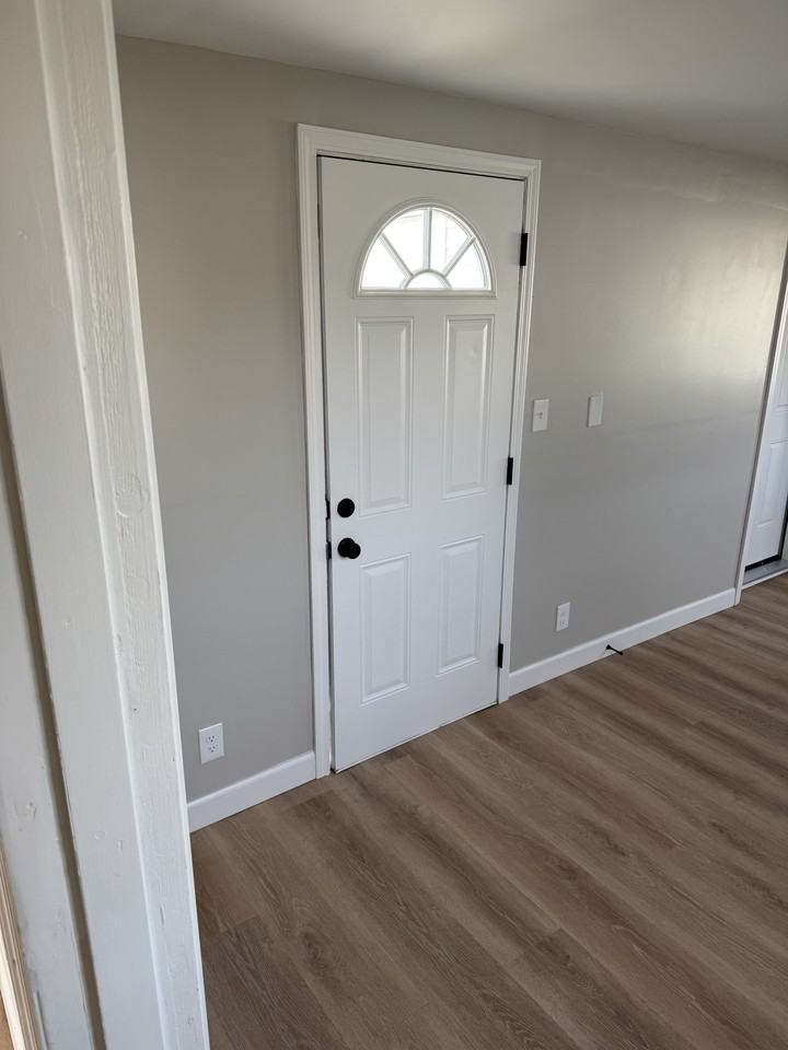 580 Edgewood Drive #1 - Photo 3 of 27