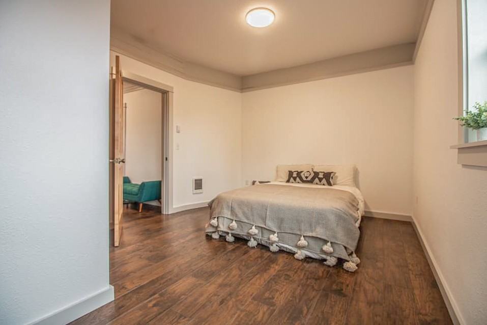 122 East 2nd Street - Photo 3 of 13