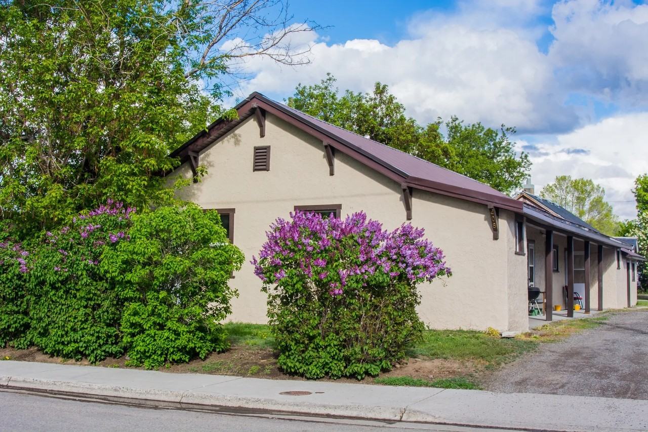 208 South Saint Charles Street - Photo 2 of 2