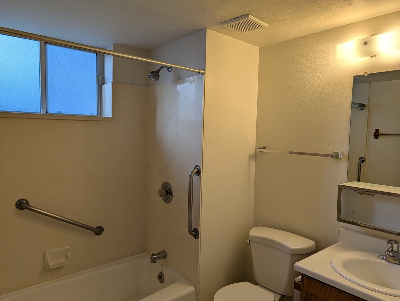 210 N 100 E - Photo 6 of 18