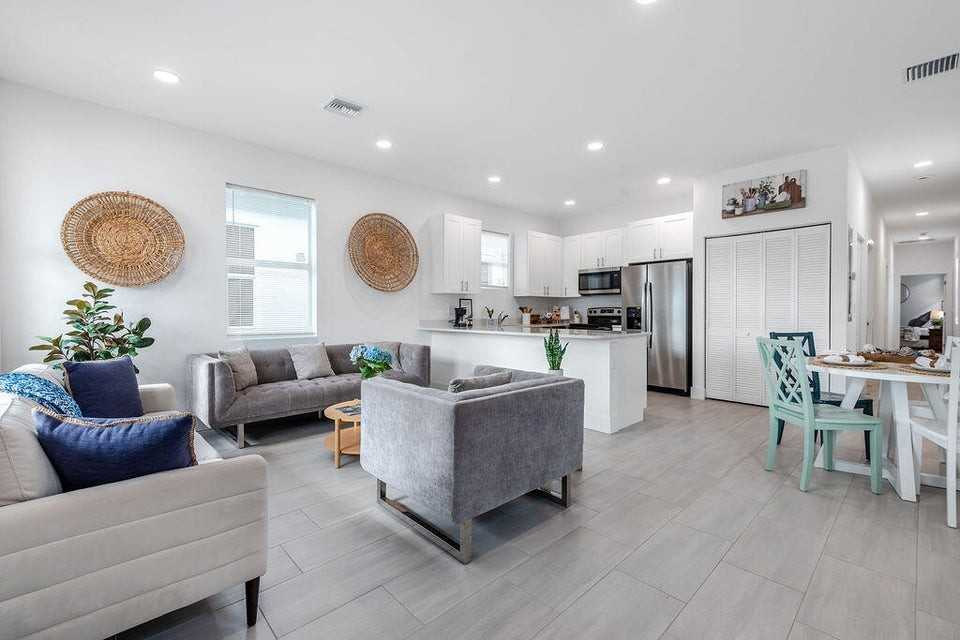 3739 Saginaw Ave #1 - Photo 2 of 30