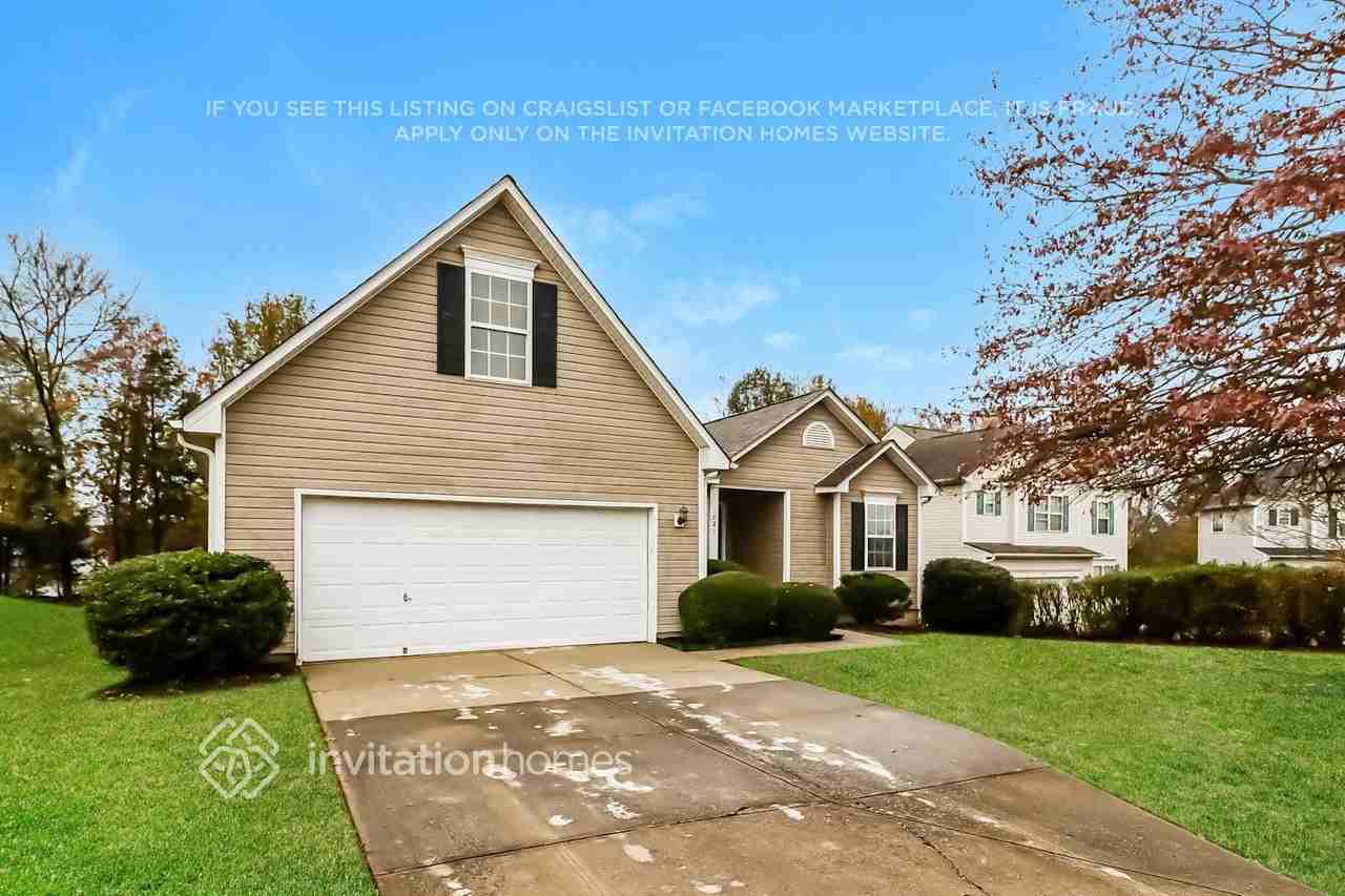 721 Carly Court - Photo 4 of 9