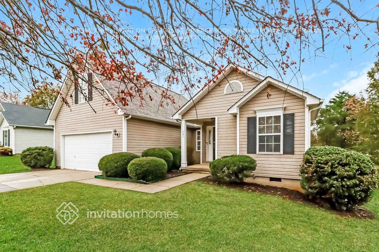 721 Carly Court - Photo 5 of 9