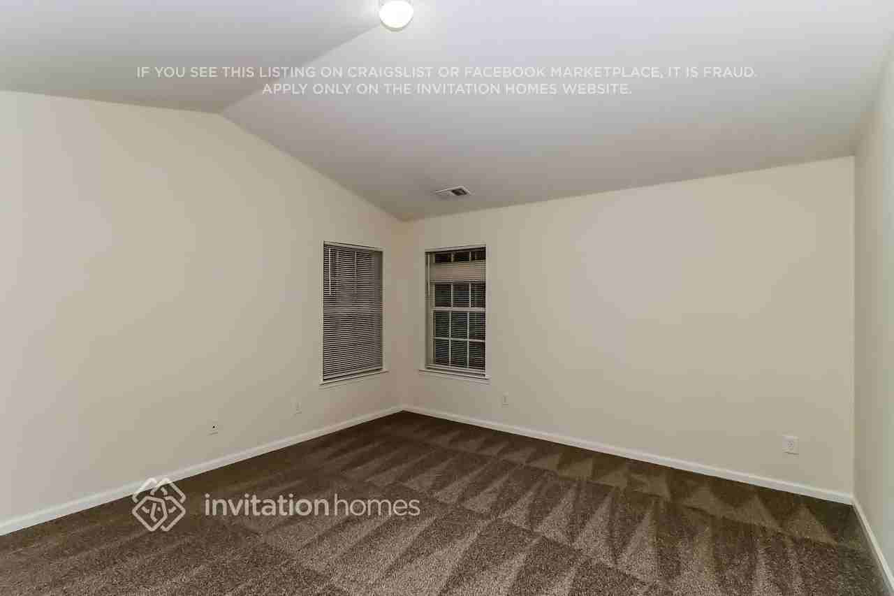 721 Carly Court - Photo 7 of 9