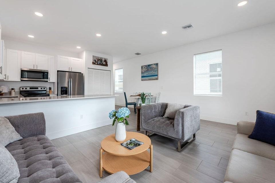 3699 Saginaw Ave #1 - Photo 6 of 30