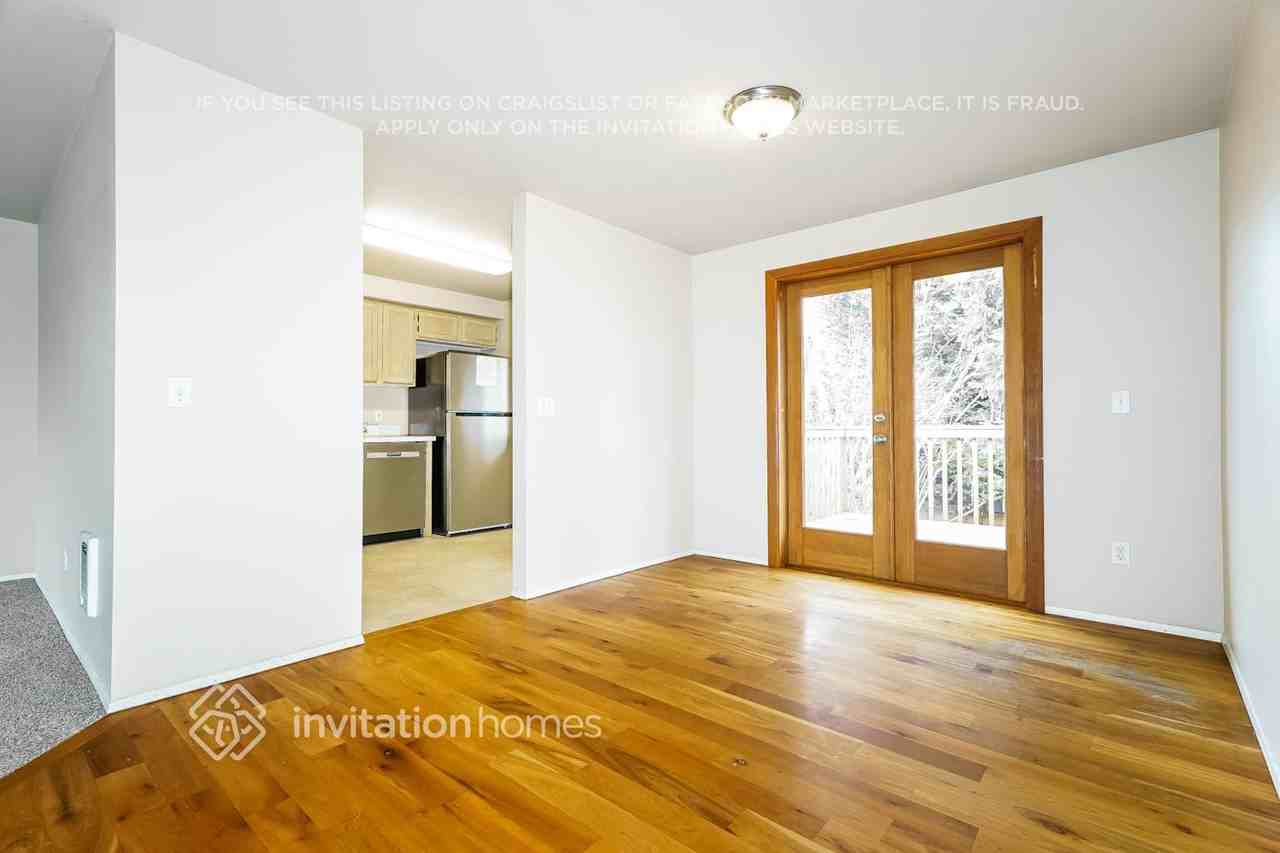 1111 Willow Street - Photo 6 of 18