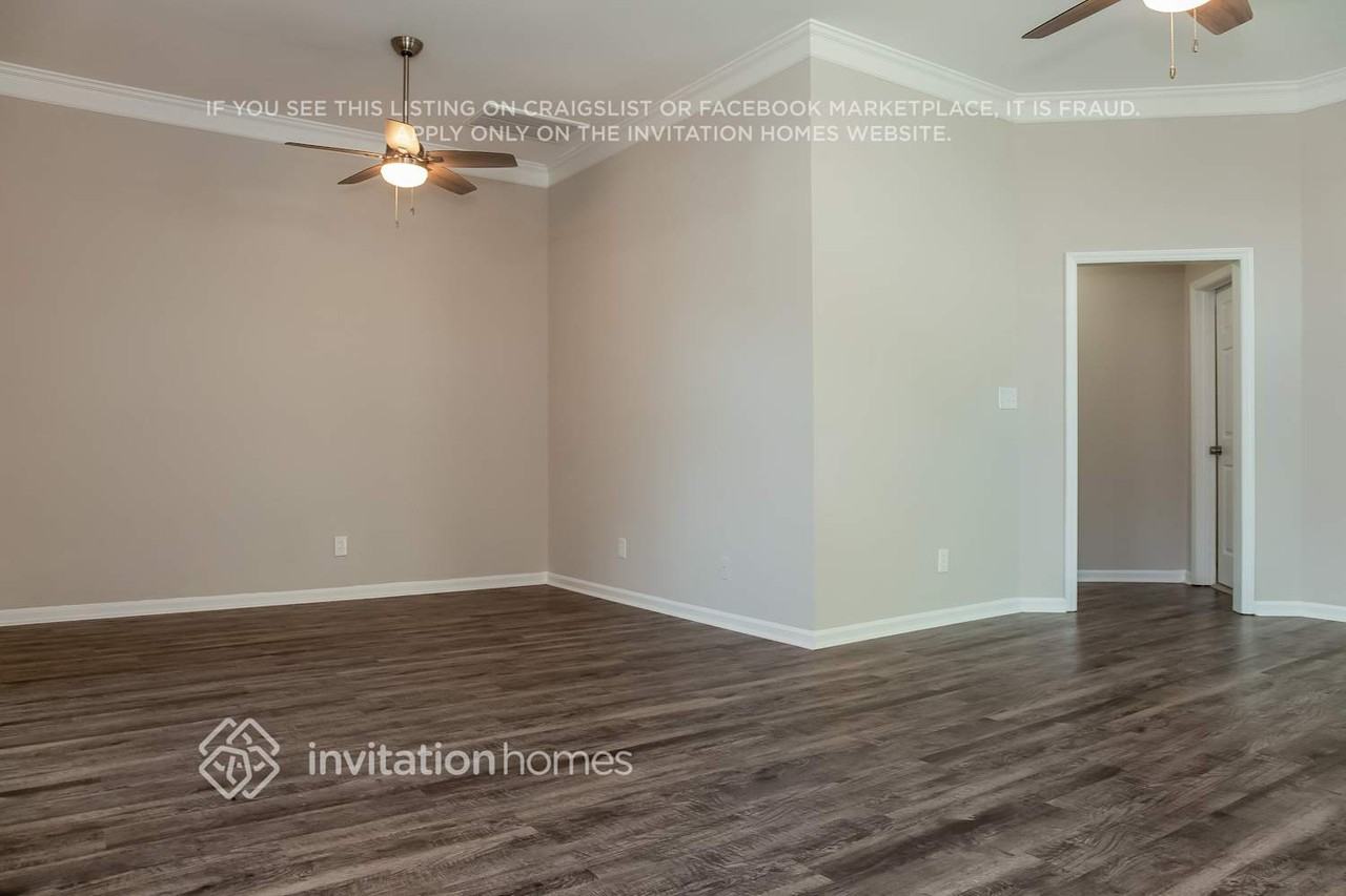 10224 Conistan Pl - Photo 4 of 16