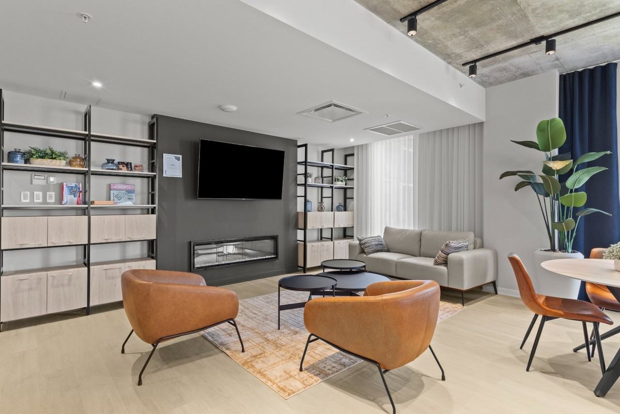 2211 Rue Harry-Halton - Photo 3 of 22