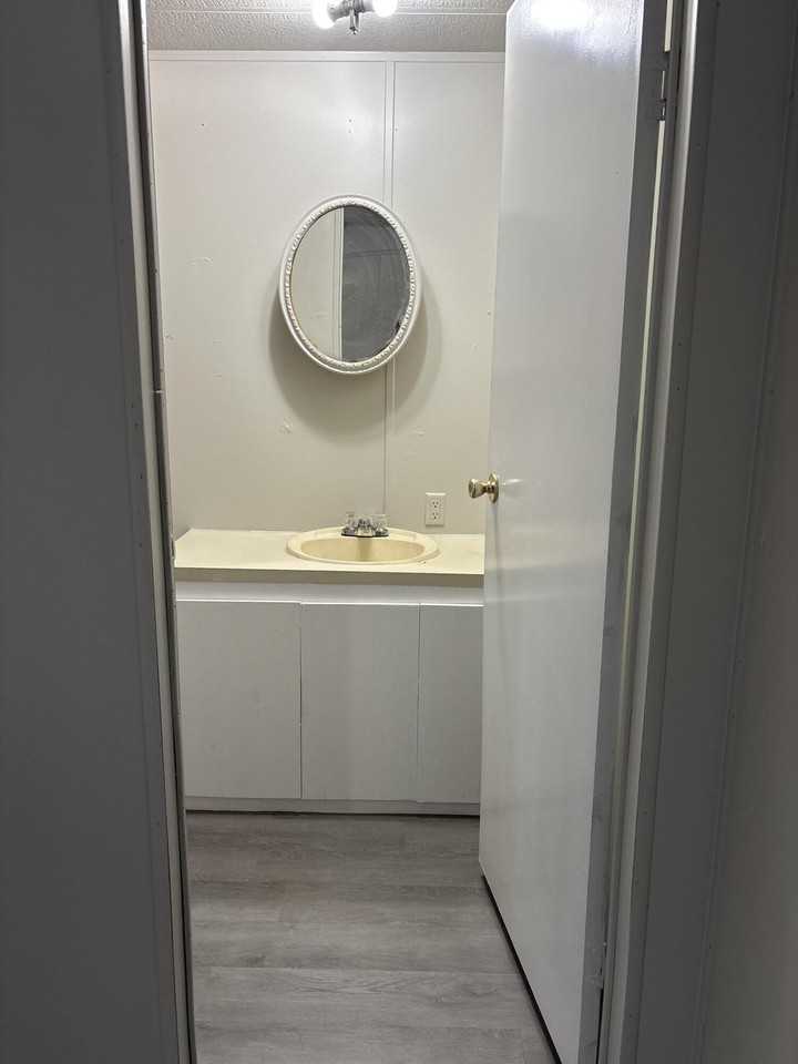 158 Bleachery Street - Photo 4 of 10