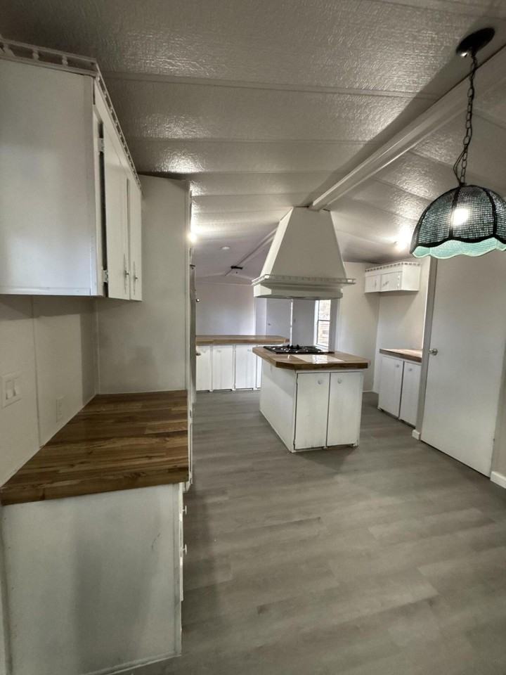 158 Bleachery Street - Photo 6 of 10