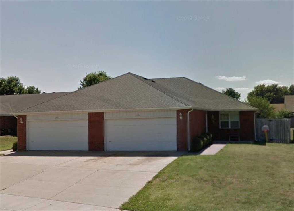 2004 S Old Wire Rd - Photo 2 of 20